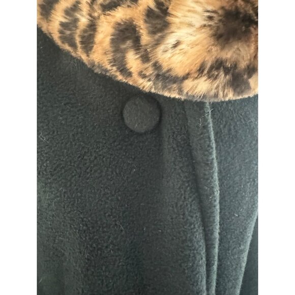 Liz Claiborne Black Fleece Cape Coat Poncho Attached Fur Leopard Scarf One Size - Picture 6 of 9